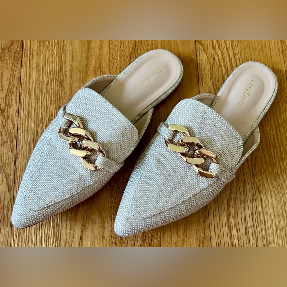 EasySmile Flat Mules - Closed Pointed Toe Slip on